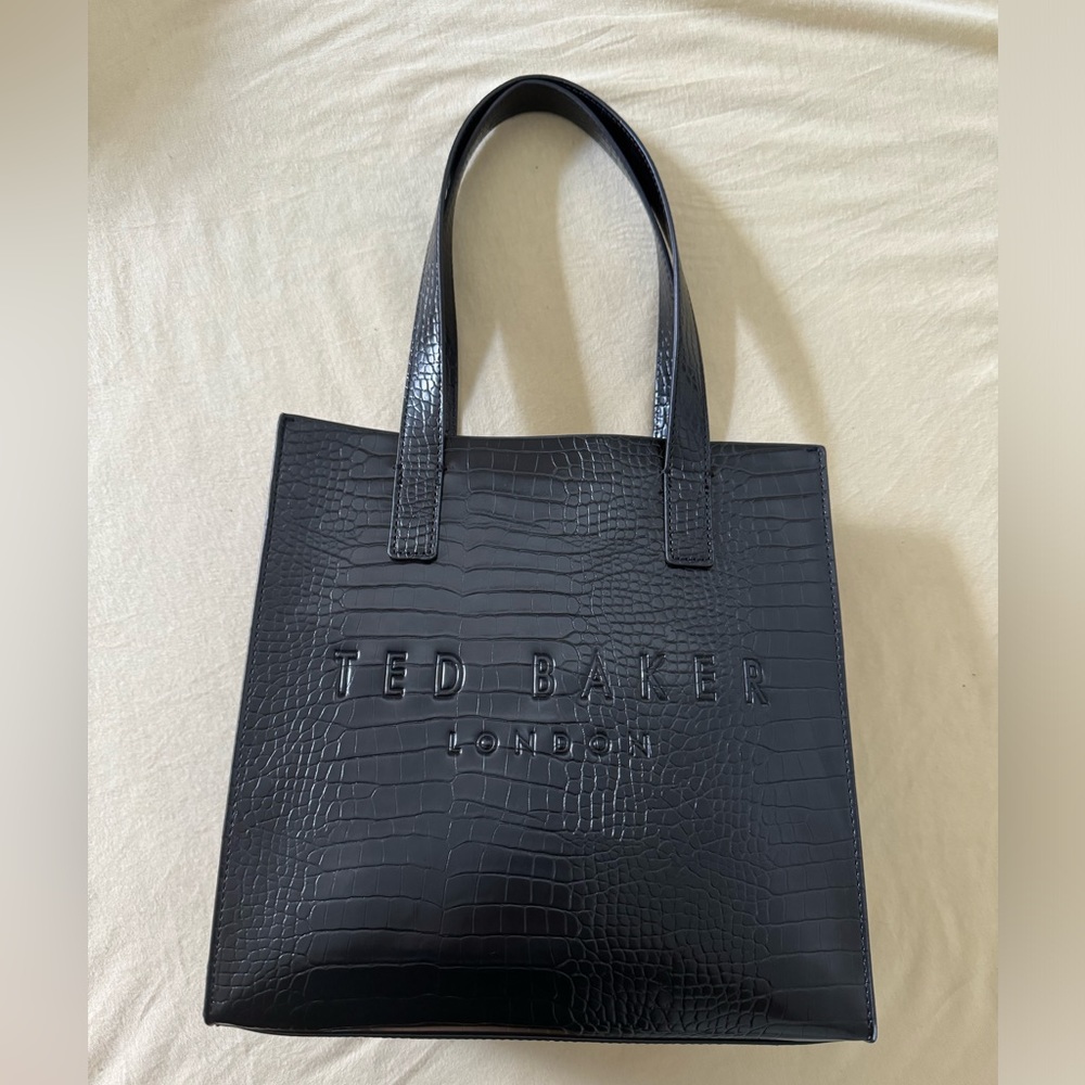 Like New Ted Baker bag